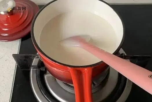 草莓牛奶小方的做法 步骤3