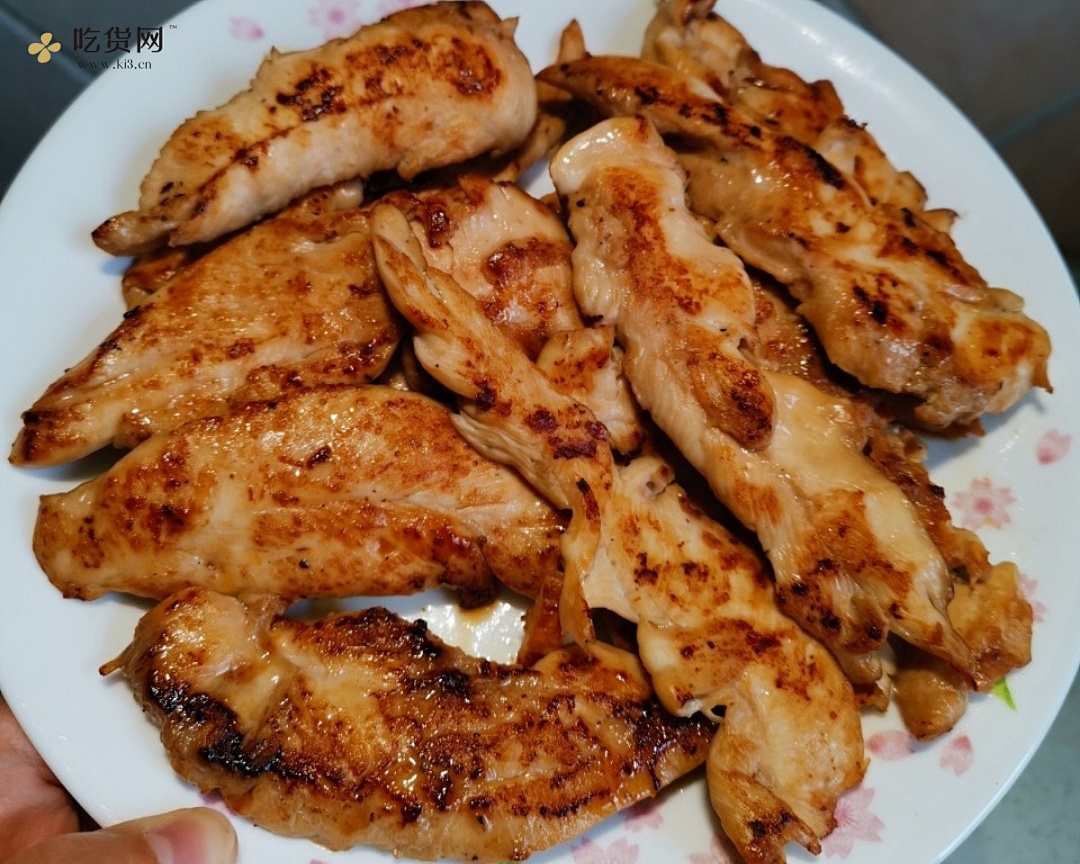 杜坎减肥餐--香煎鸡胸肉的做法 步骤4