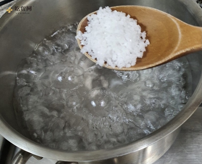 브로콜리 두부무침韩式凉拌西兰花豆腐不怕胖的减肥餐的做法 步骤1