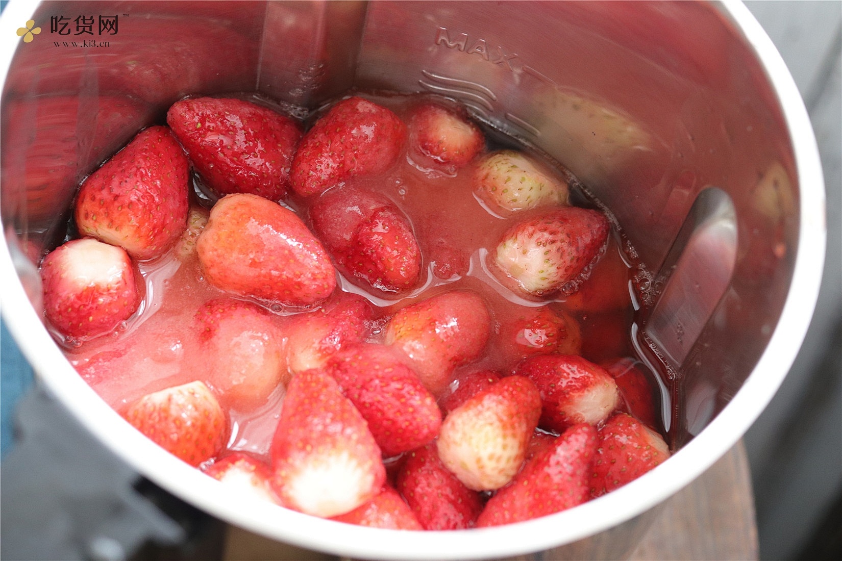 草莓酱--附草莓保存方法的做法 步骤1