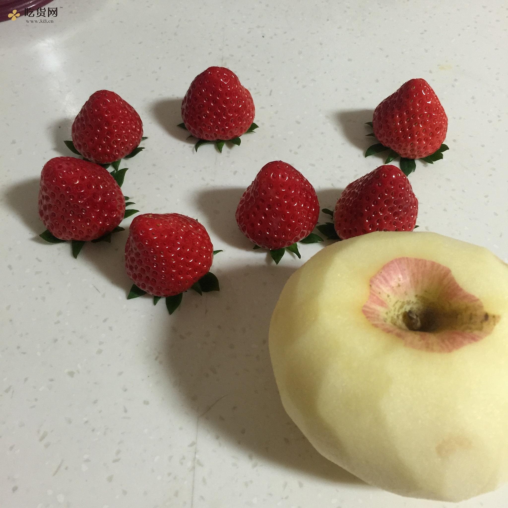 草莓宝宝的做法 步骤1