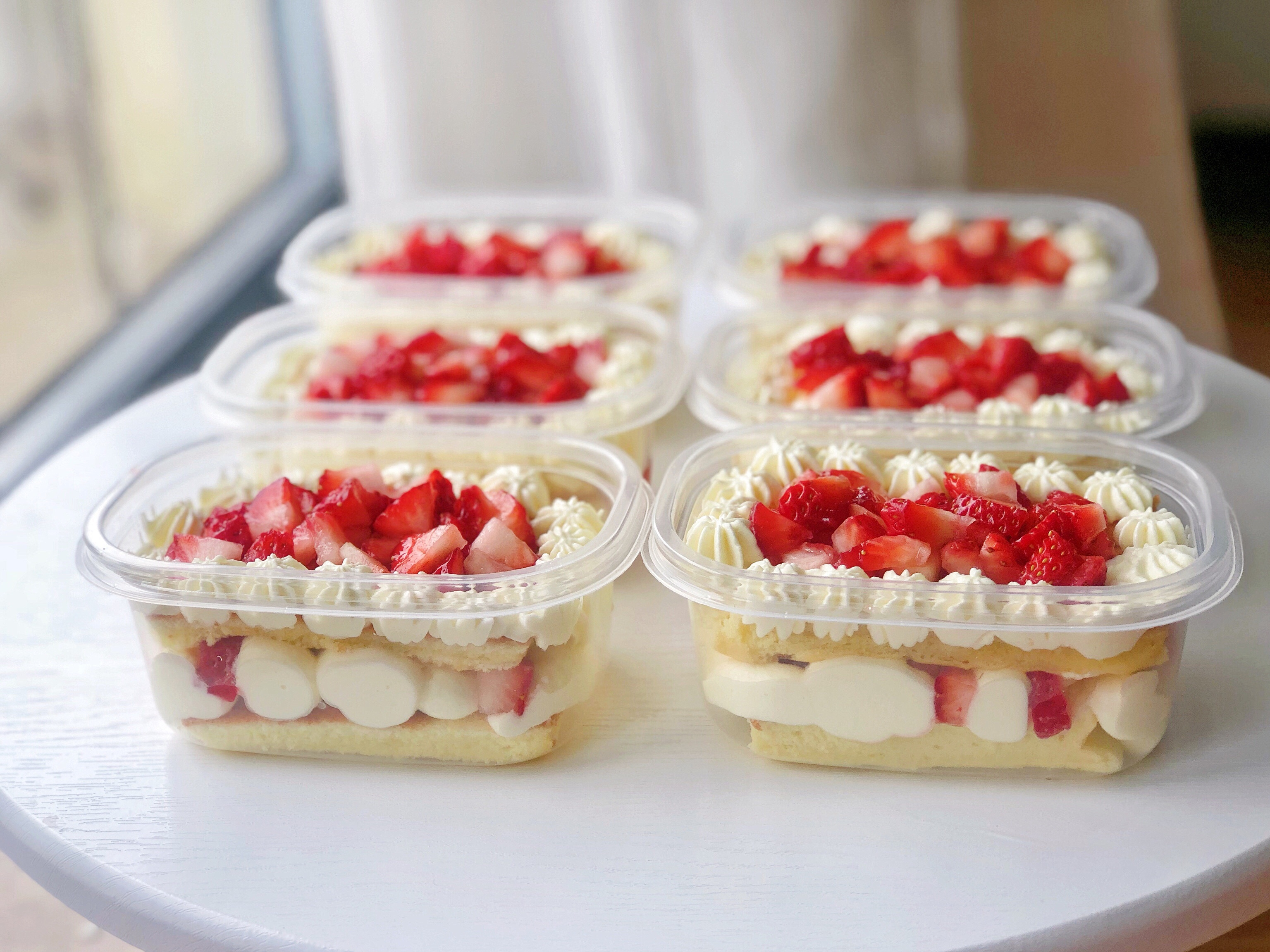 🍓高颜值草莓盒子蛋糕『简单快手』超详细的做法 步骤25