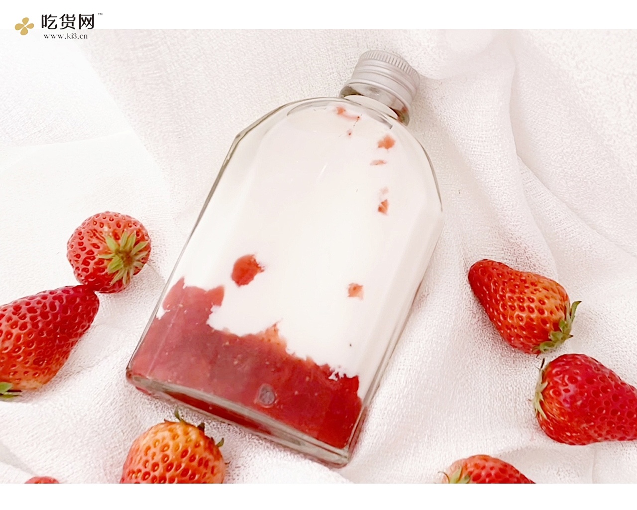 网红草莓鲜牛乳｜草莓牛奶的做法 步骤12