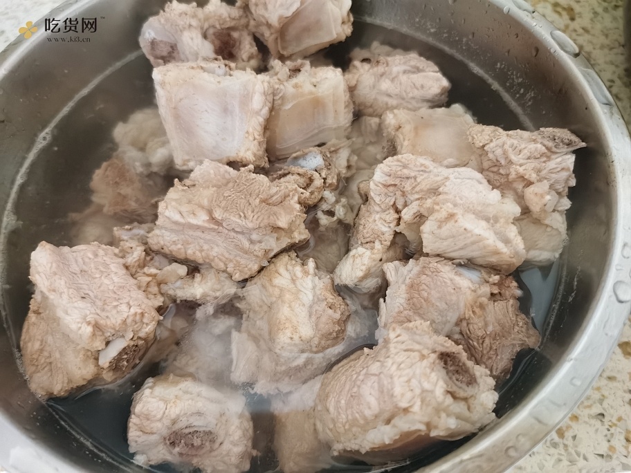 百吃不厌的红烧排骨（电饭锅）的做法 步骤2