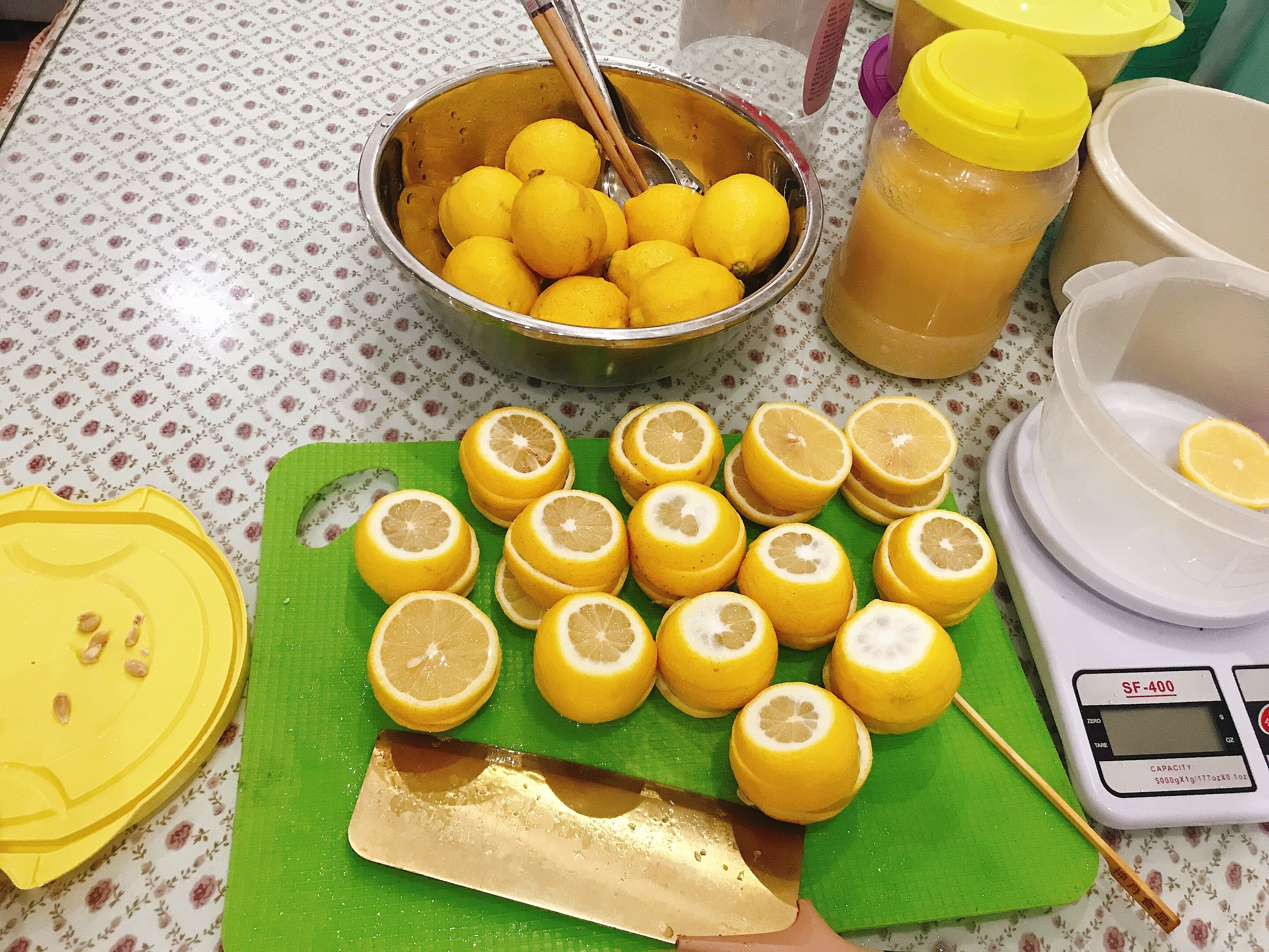 柠檬蜂蜜水 美白淡斑的做法 步骤6