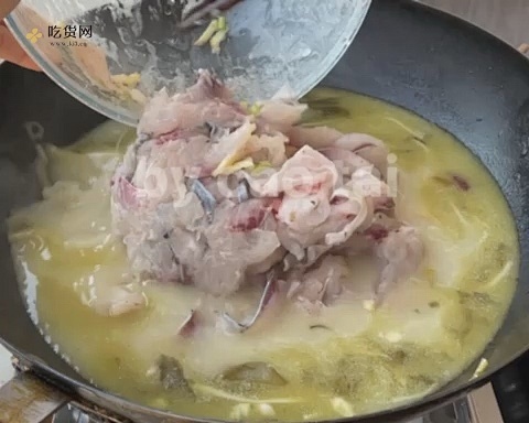 可以喝汤的酸菜鱼（附片鱼视频）的做法 步骤15